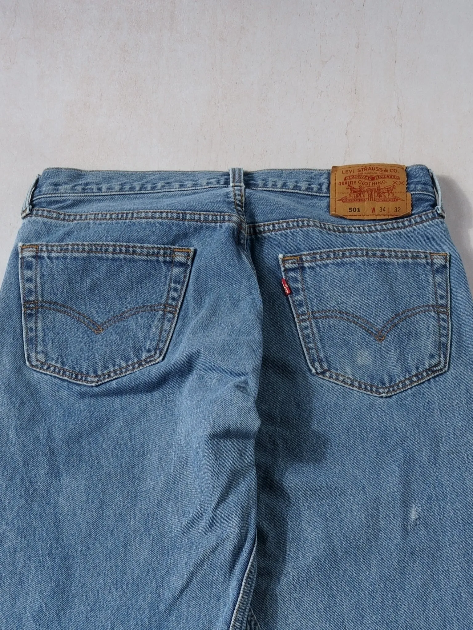Vintage 90s Blue Levi's 501 Denim Jeans (32x32) sold by Rebalance Vintage product image thumbnail 3