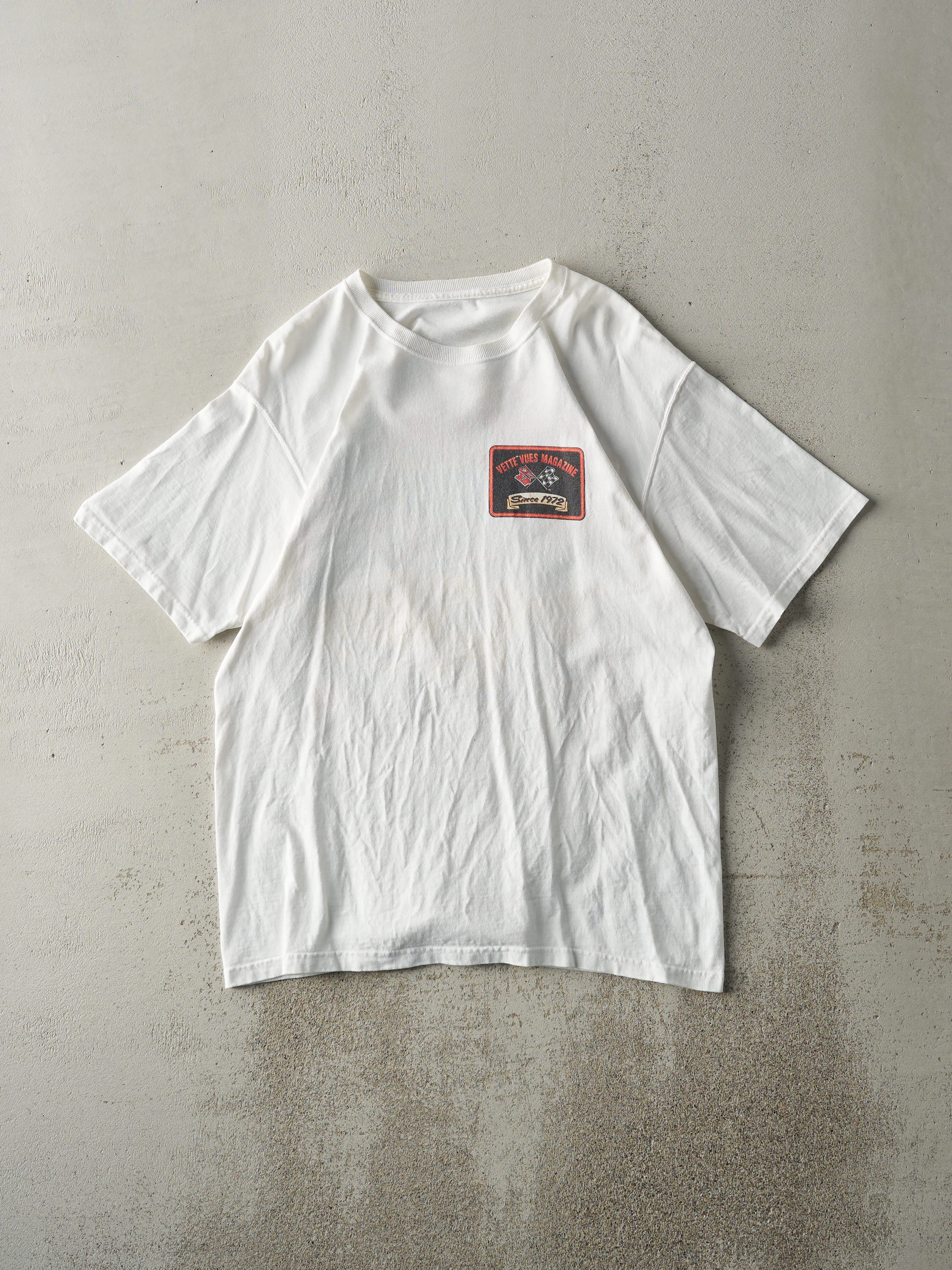 Vintage Y2K White Vette Vues Magazine Tee (M/L) sold by Rebalance Vintage product image thumbnail 2
