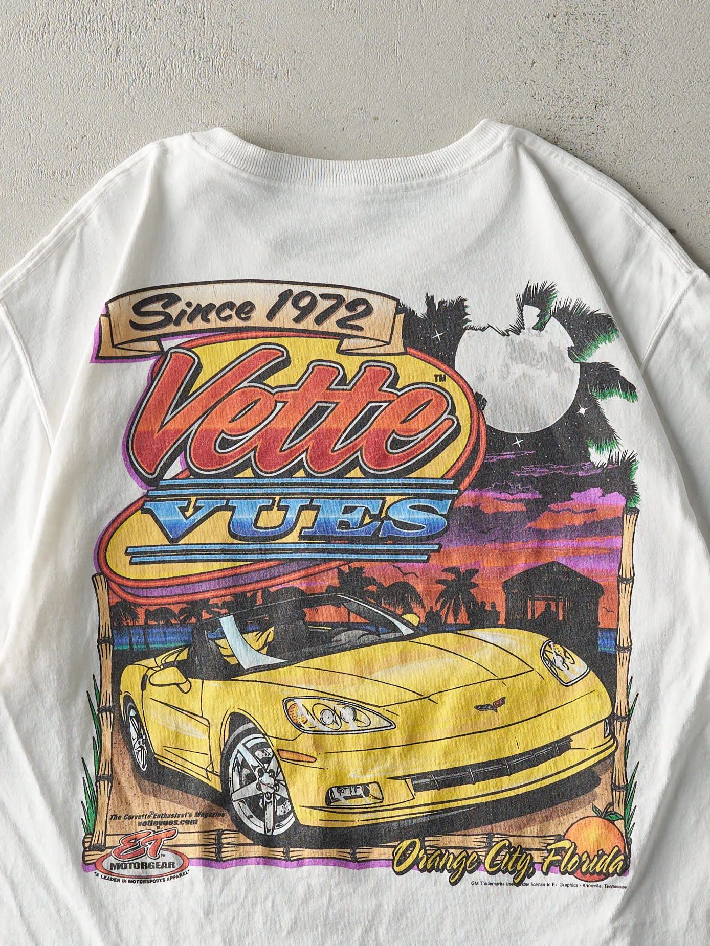 Vintage Y2K White Vette Vues Magazine Tee (M/L) sold by Rebalance Vintage product image thumbnail 4