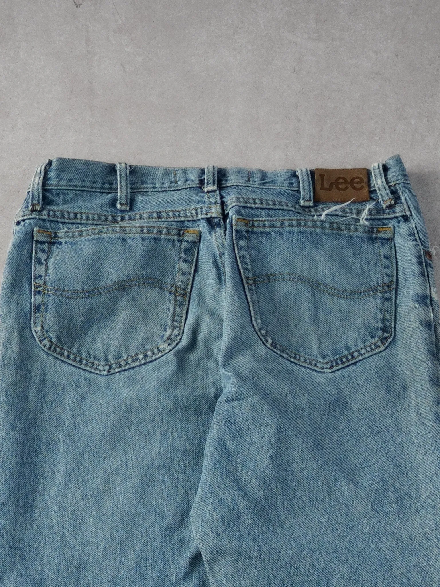 Vintage 90s Light Blue Lee Regular Fit Denim Jeans (34x30) sold by Rebalance Vintage product image thumbnail 4