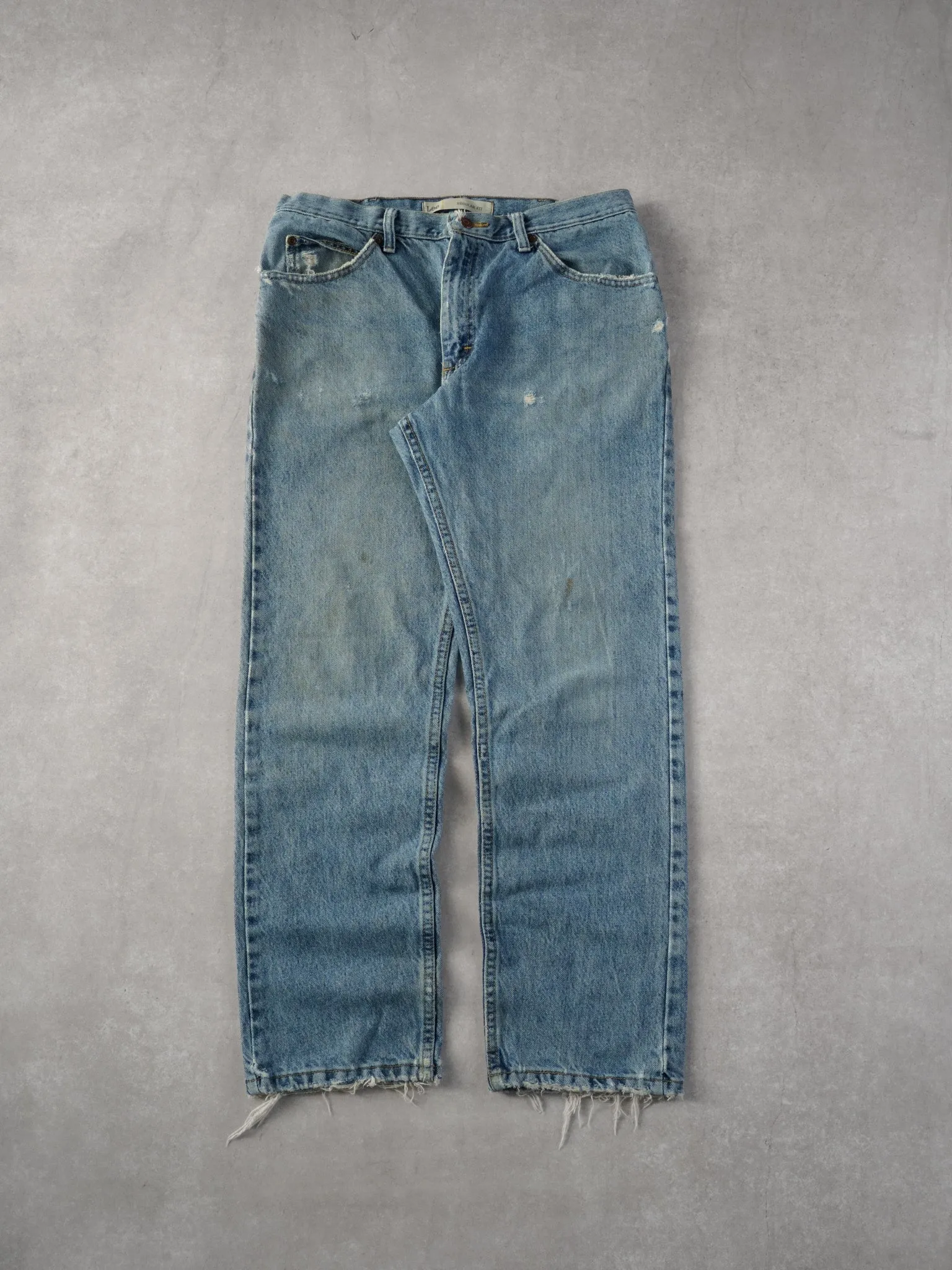 Vintage 90s Light Blue Lee Regular Fit Denim Jeans (34x30) sold by Rebalance Vintage