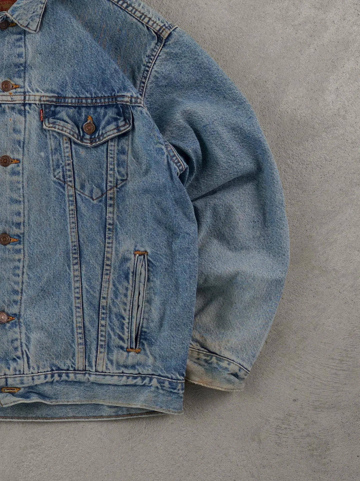 Vintage 90s Blue Levi's Blanket Lined Denim Type 3 Jacket (L) sold by Rebalance Vintage product image thumbnail 3