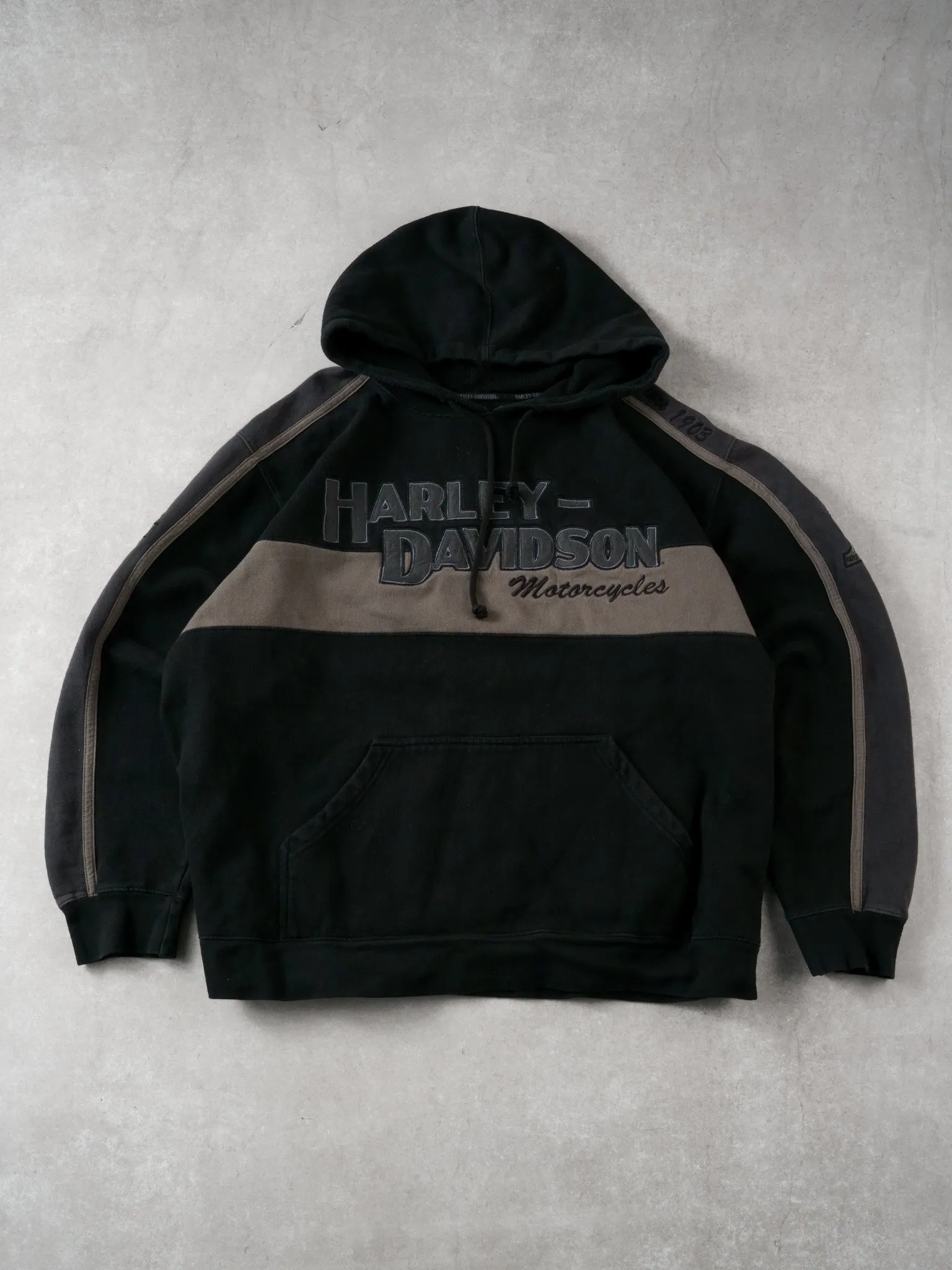 Vintage 90s Black and Grey Harley Davidson Hoodie (XXL) sold by Rebalance Vintage