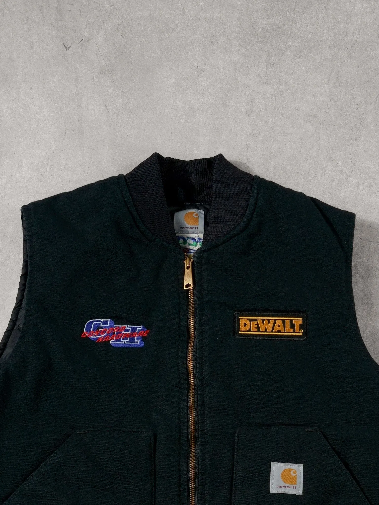 Vintage 90s Black Carhartt Dewalt x Concord Hardware Workwear Vest (L) sold by Rebalance Vintage product image thumbnail 3