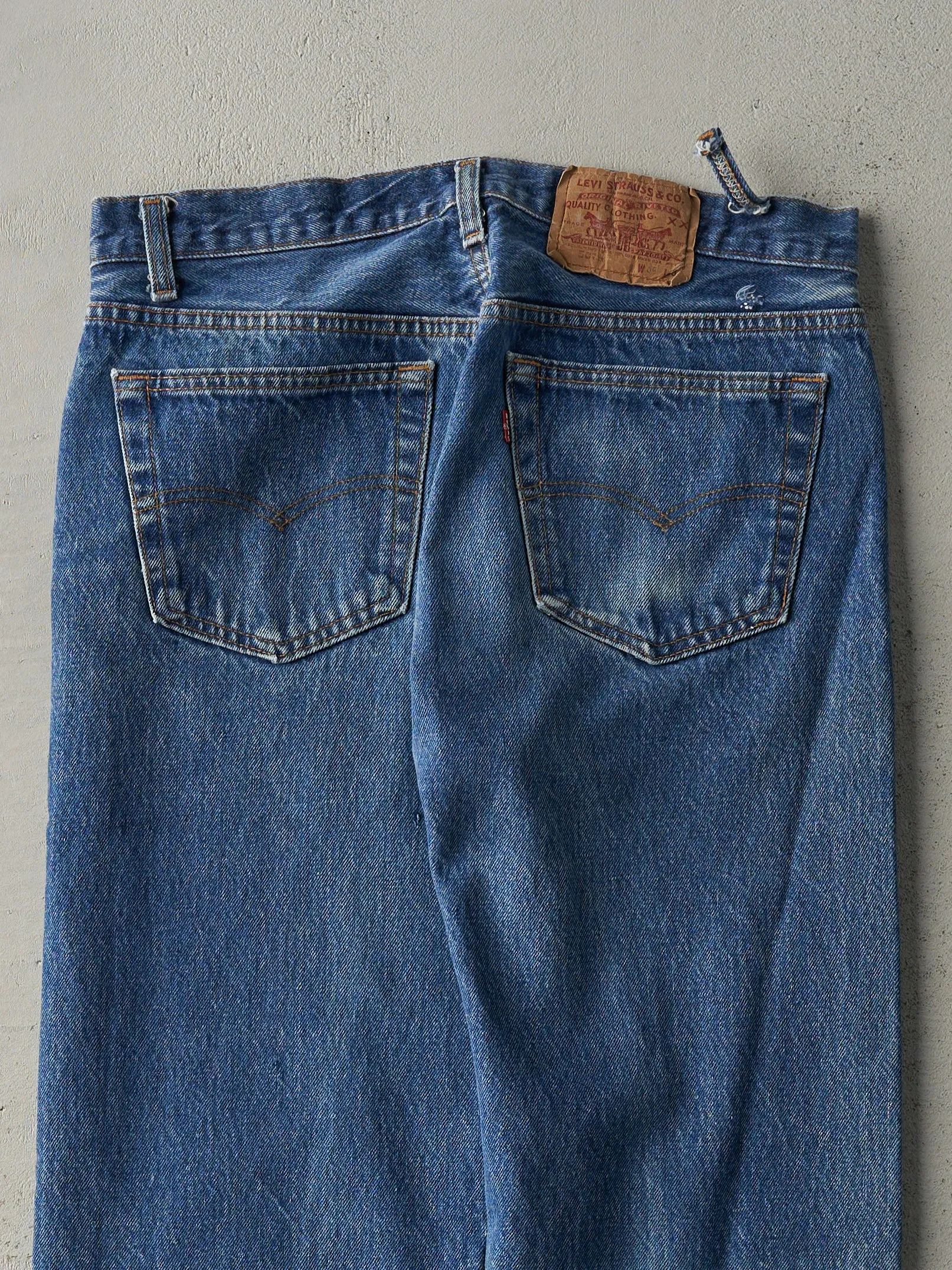 Vintage 80s Mid Wash Levi's 501 XX Jeans (31x30) sold by Rebalance Vintage product image thumbnail 4