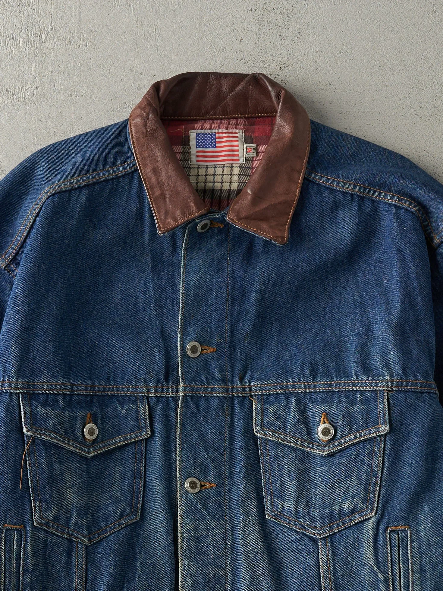 Vintage 90s Dark Wash Denim Jacket (M) sold by Rebalance Vintage product image thumbnail 3