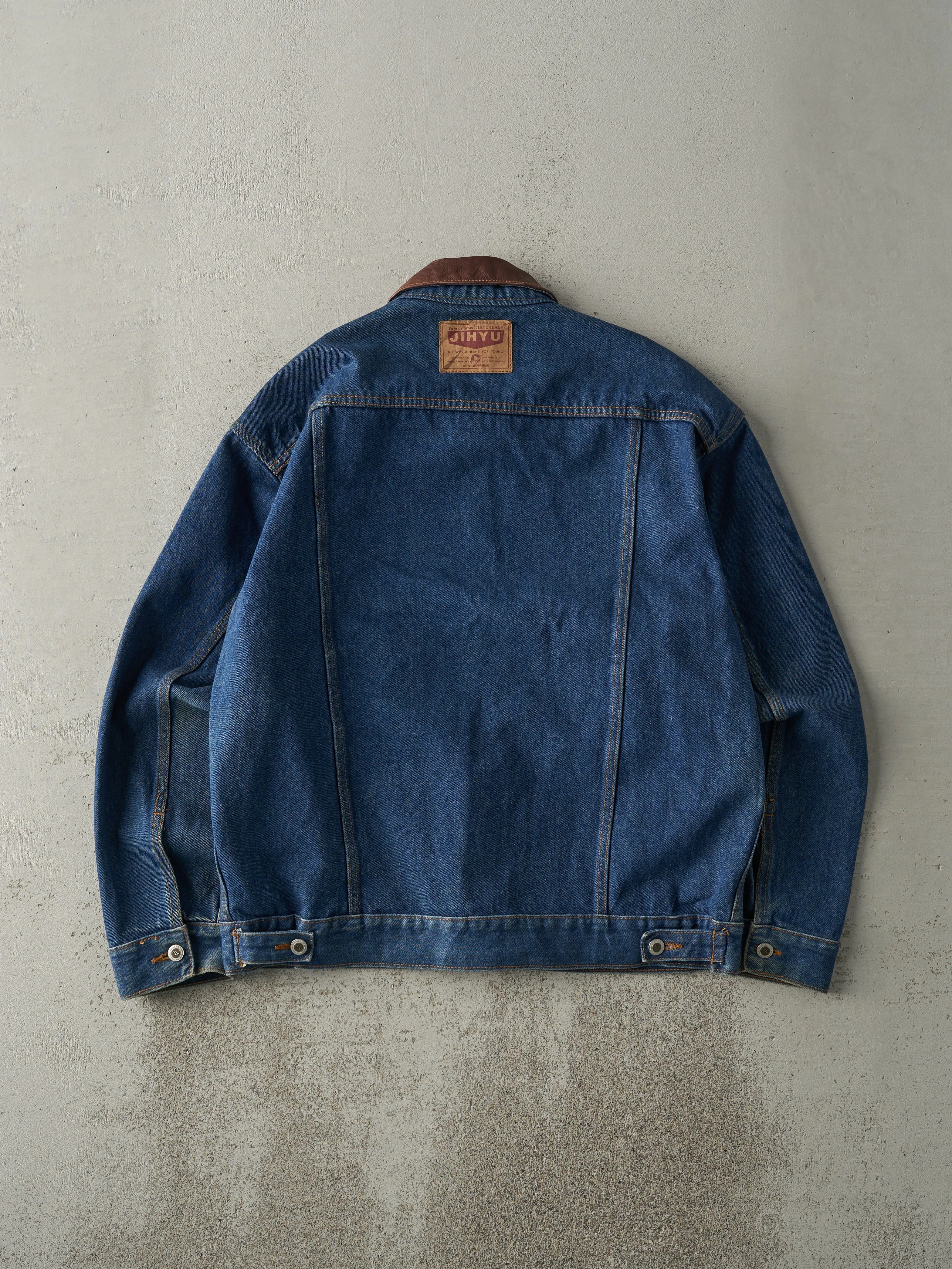 Vintage 90s Dark Wash Denim Jacket (M) sold by Rebalance Vintage product image thumbnail 2