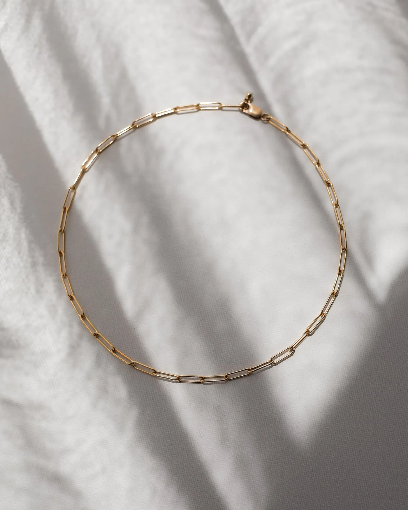 THE MODERN NECKLACE - GOLD sold by Stylin by Aylin