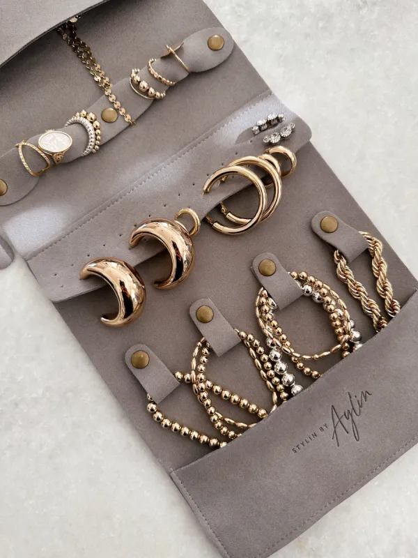 JEWELRY TRAVEL BAG sold by Stylin by Aylin