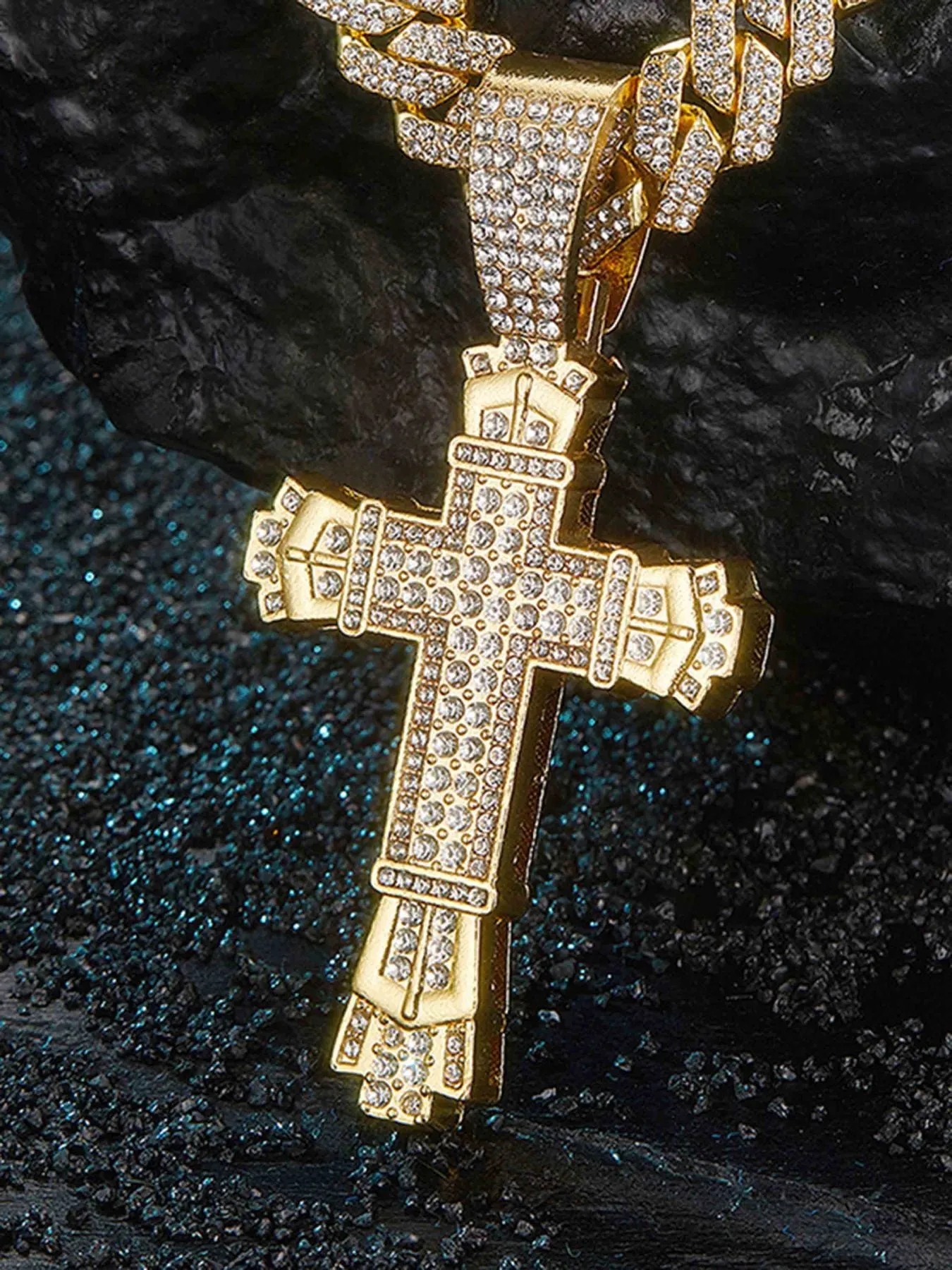 Thesupermade Diamond Cross Necklace - 1970 sold by Thesupermade product image thumbnail 4
