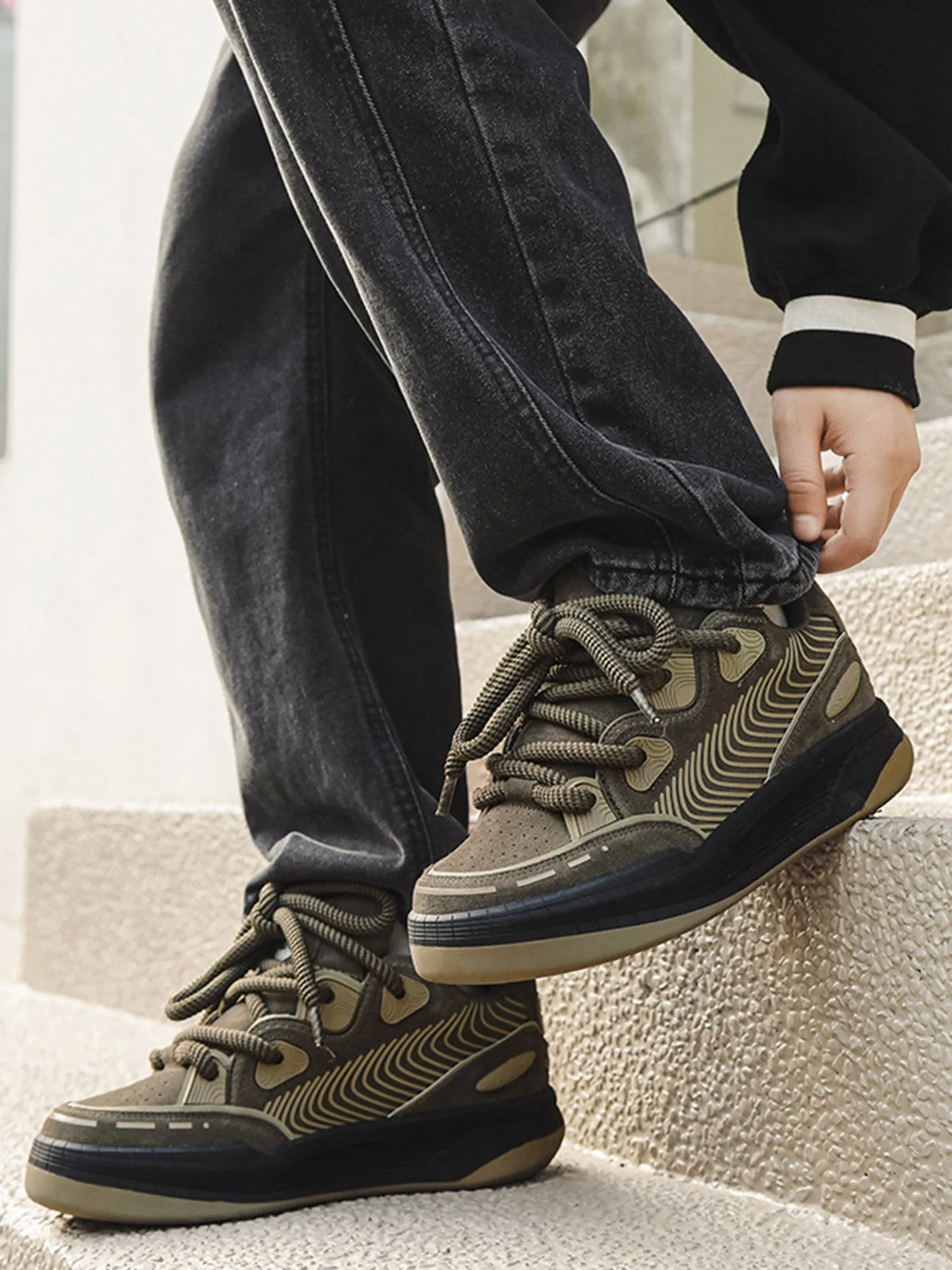 Racing Line Thick Sole Heightening Sneakers sold by Thesupermade product image thumbnail 3