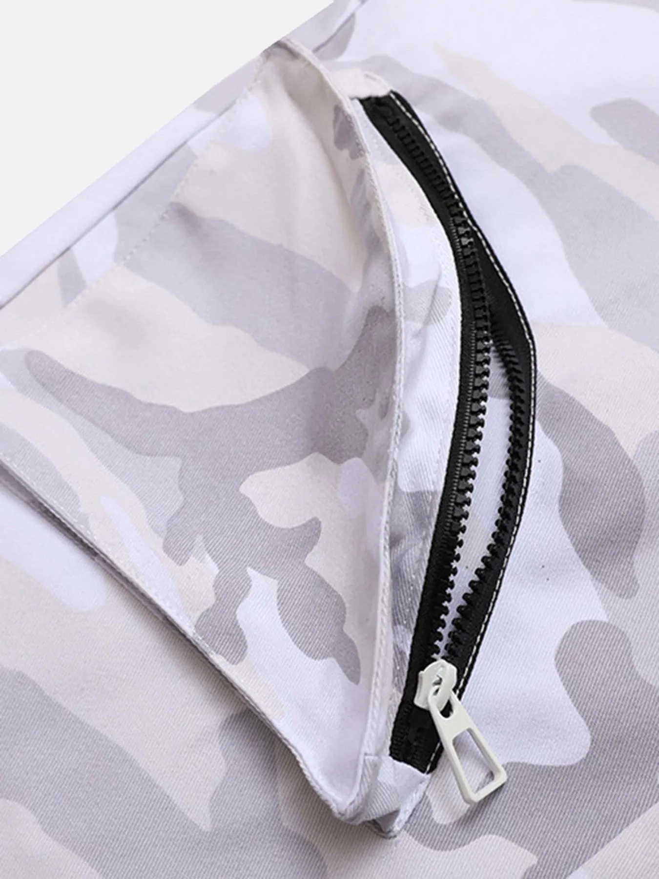 Thesupermade Camouflage Work Pants With Three-dimensional Pockets - 2035 sold by Thesupermade product image thumbnail 3