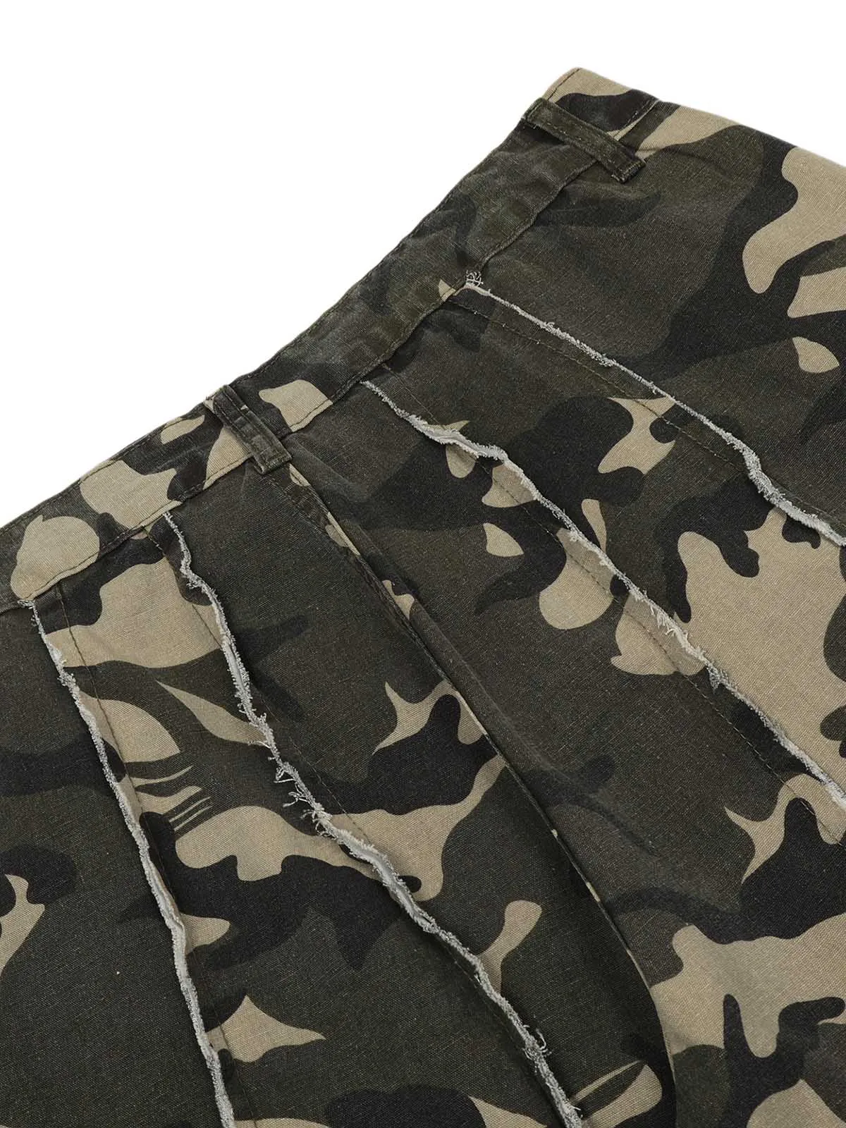 Thesupermade Camouflage Multi Pocket Patched Cargo Pants sold by Thesupermade product image thumbnail 4
