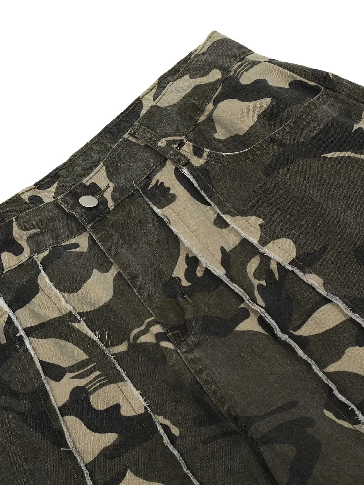 Thesupermade Camouflage Multi Pocket Patched Cargo Pants sold by Thesupermade product image thumbnail 3
