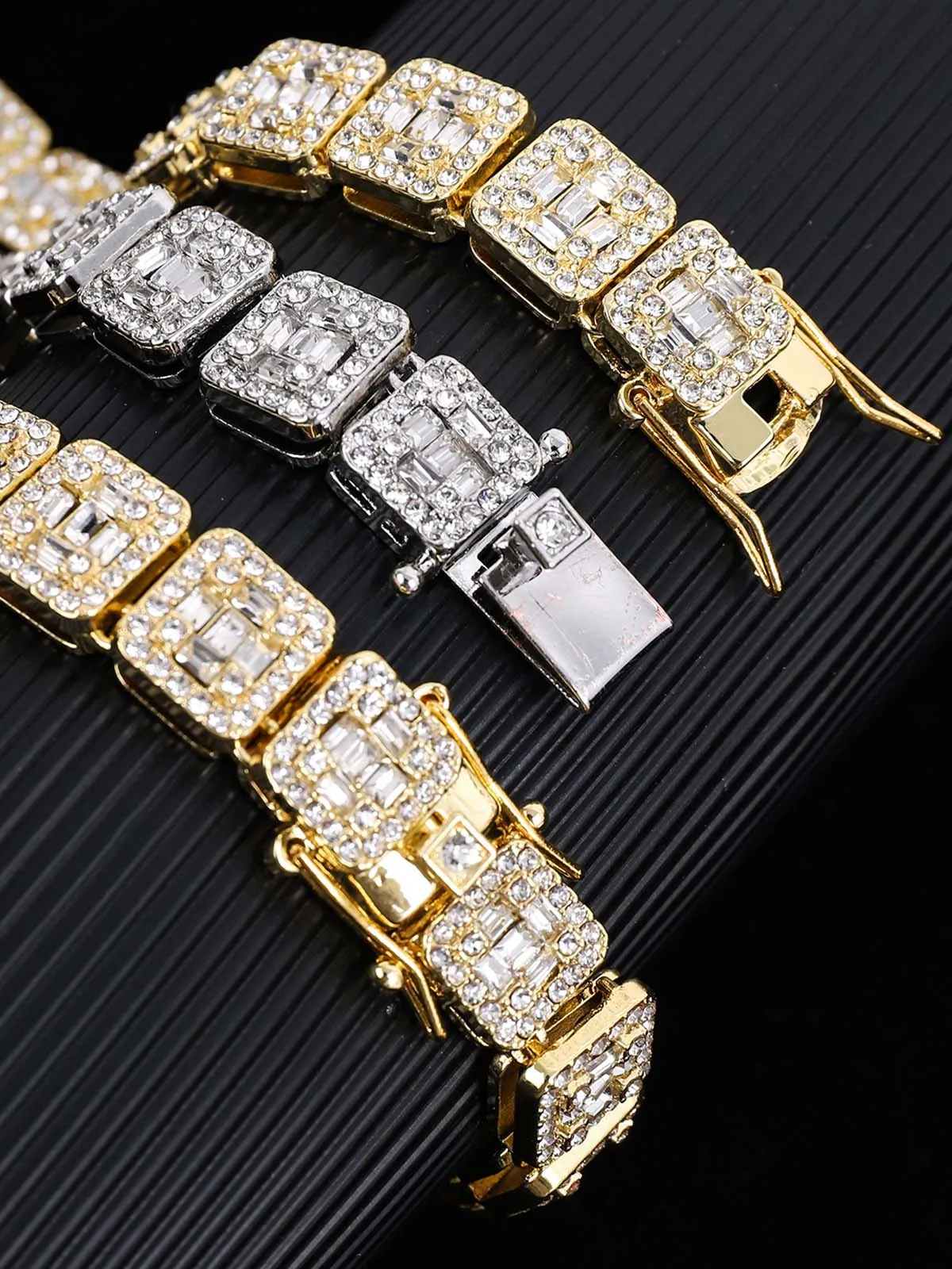 Thesupermade Round Diamond Cuban Necklace sold by Thesupermade product image thumbnail 5