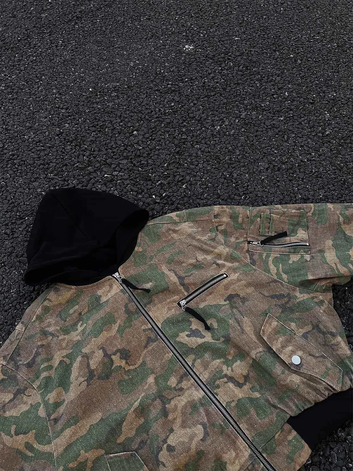 Retro Camouflage Faux Two-piece Hooded Jacket sold by Thesupermade product image thumbnail 5