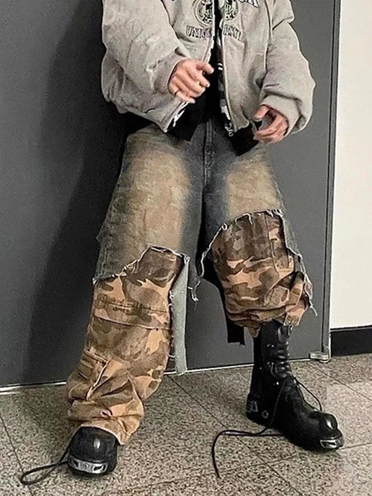 Retro Stitching Faux Two-Piece Camouflage Jeans - 2413 sold by Thesupermade product image thumbnail 4