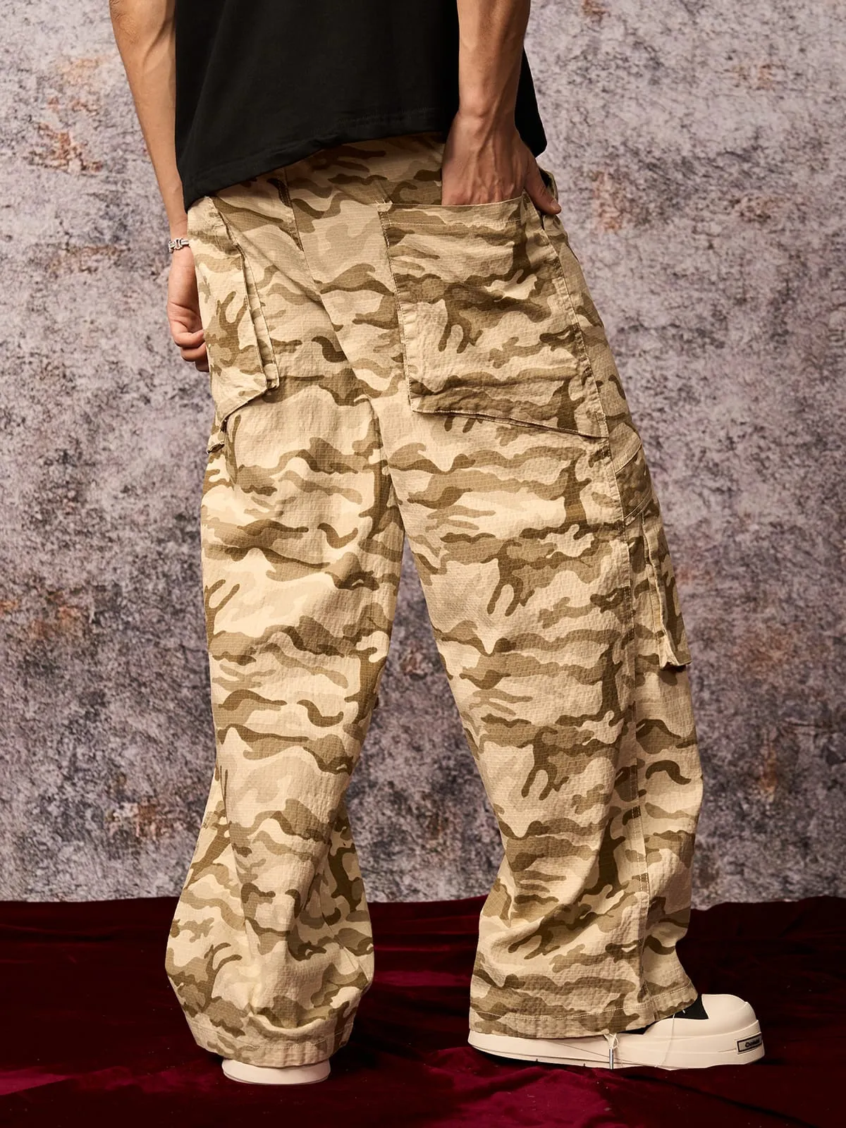 Camouflage Multi-Pocket Cargo Pants sold by Thesupermade product image thumbnail 3
