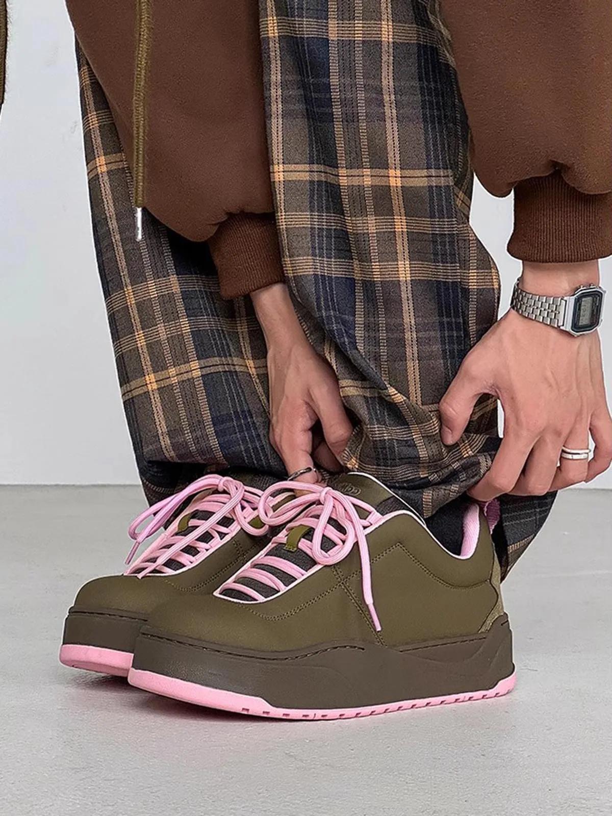 Retro Pink And Brown Thick-soled Casual Sneakers sold by Thesupermade product image thumbnail 2