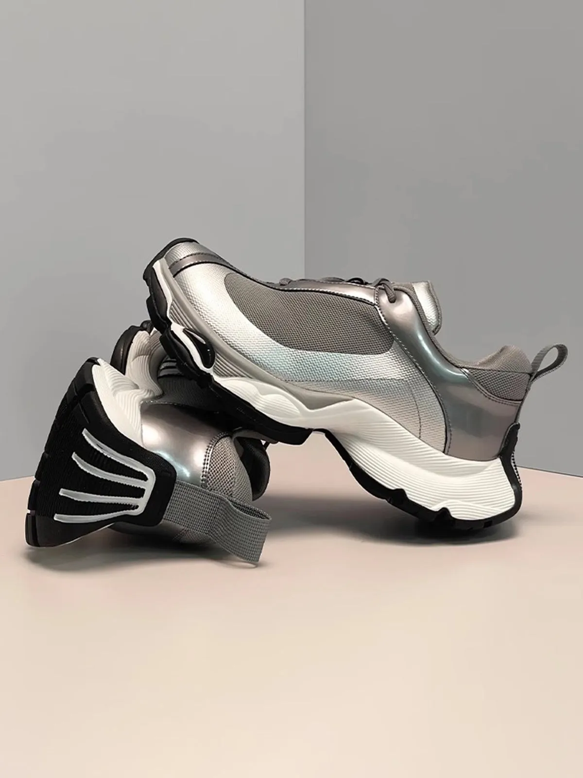 Mesh Dad Breathable Thick-soled Sneakers sold by Thesupermade product image thumbnail 4