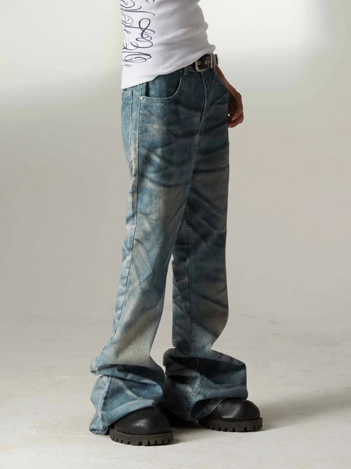 High Street RO Heavy Washed Flared Jeans sold by Thesupermade product image thumbnail 2