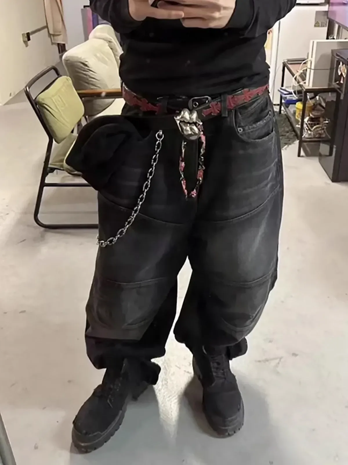 Distressed Drawstring Knee-Length Washed Baggy Jeans sold by Thesupermade product image thumbnail 4