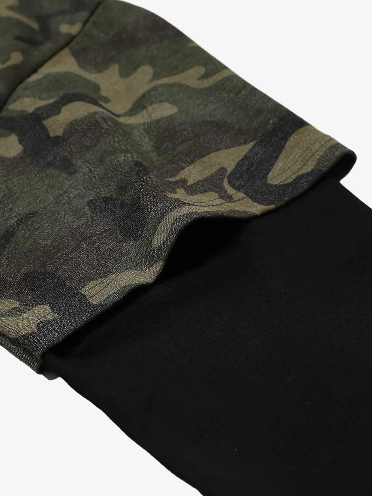 Camouflage Print Layered Long Sleeve T-Shirt sold by Thesupermade product image thumbnail 4