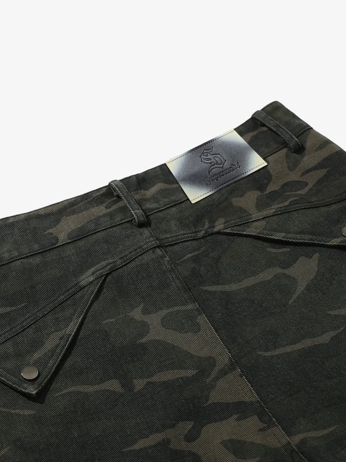 Vintage Camouflage Print Multi-Pocket Cargo Barrel Pants sold by Thesupermade product image thumbnail 4