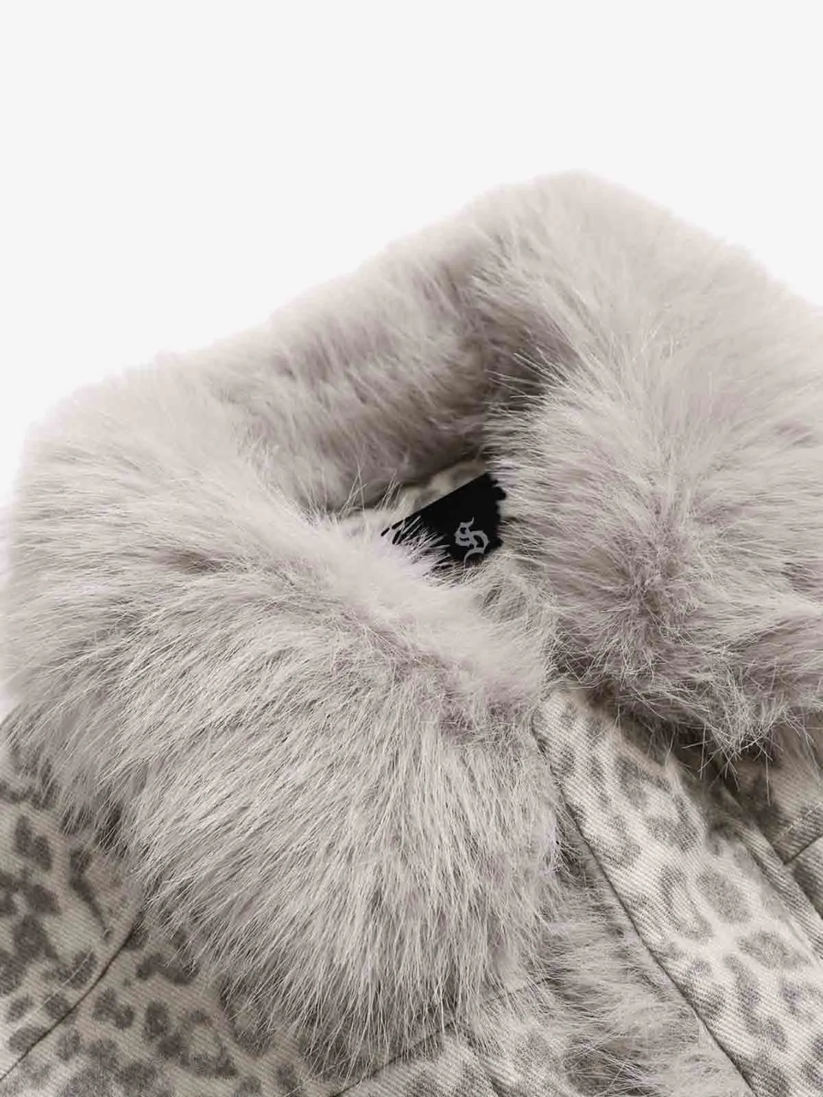 Vintage Leopard Fleece Faux Fur Collar Panel Trim Padded Jacket sold by Thesupermade product image thumbnail 4