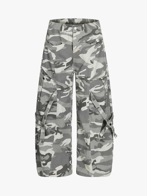 Street Camo Multi-Pocket Cargo Baggy Pants sold by Thesupermade