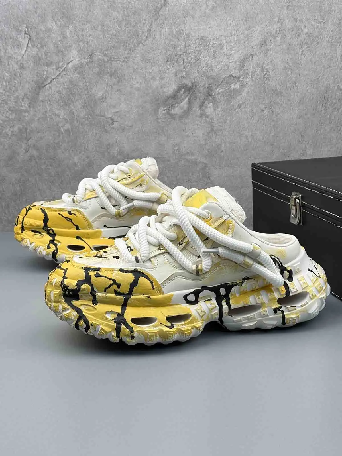 Mesh Overlay Chunky Sole Low-Top Sneakers sold by Thesupermade product image thumbnail 2