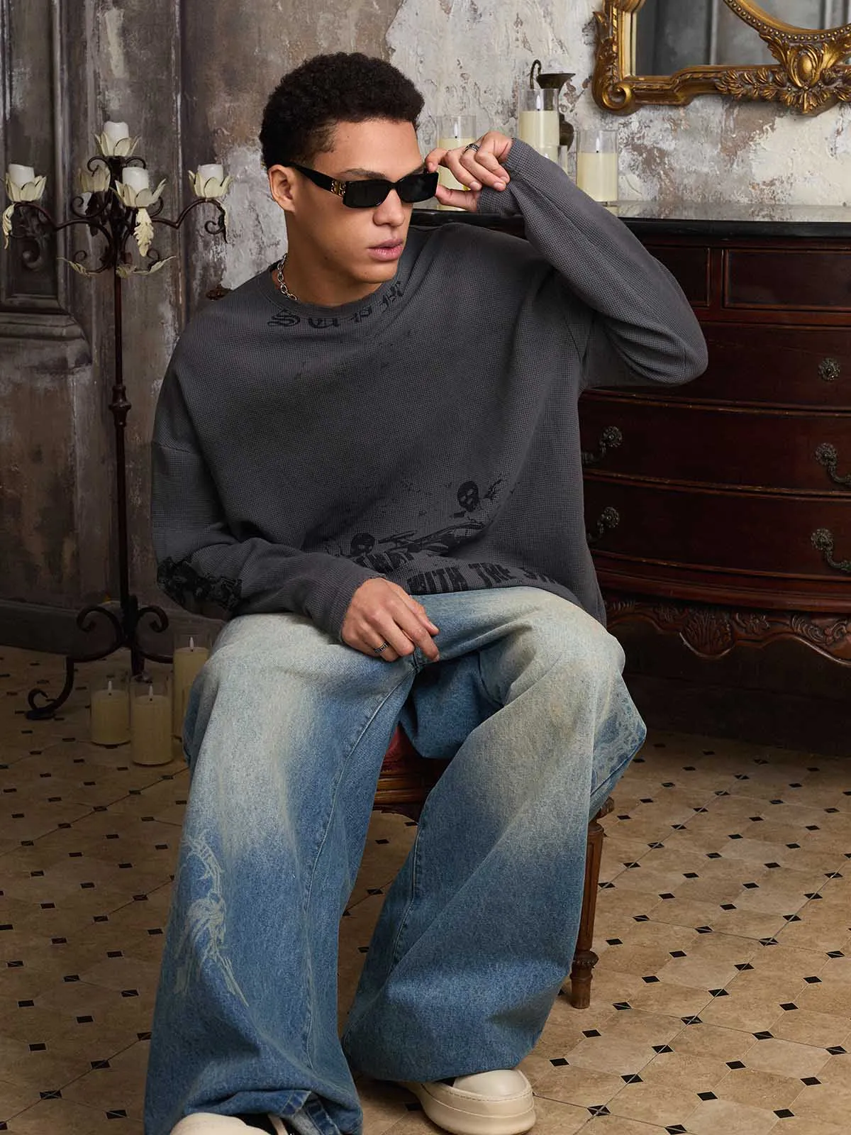 Waffle-Knit Distressed Gradient Print Long T-Shirt sold by Thesupermade product image thumbnail 3