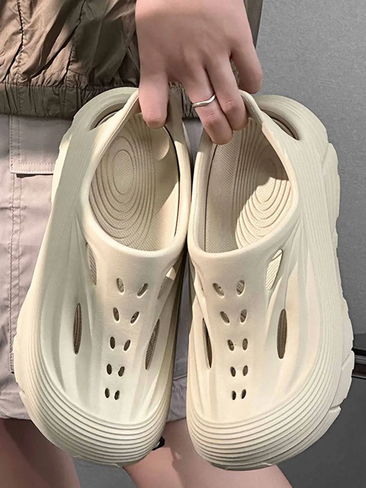 Minimalist EVA Foam Slip-On Clog sold by Thesupermade product image thumbnail 3