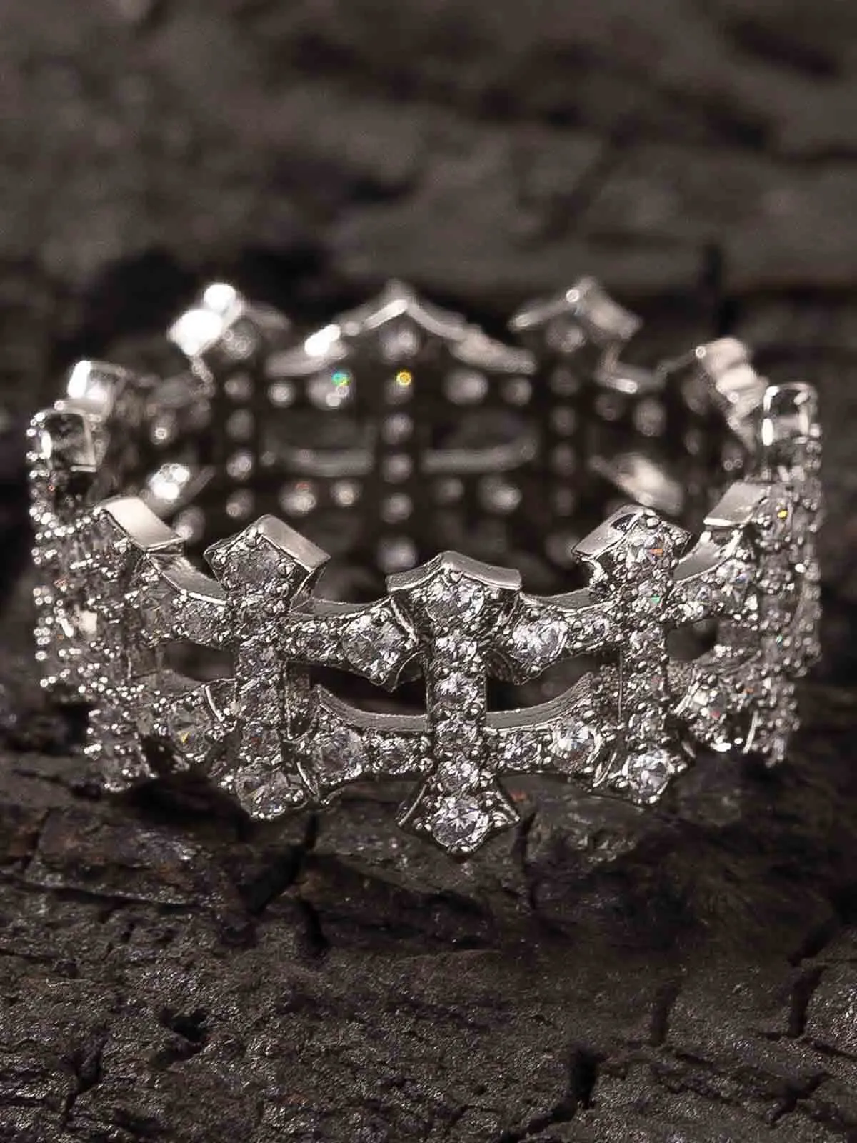 Hollow Cross Ring sold by Thesupermade product image thumbnail 5