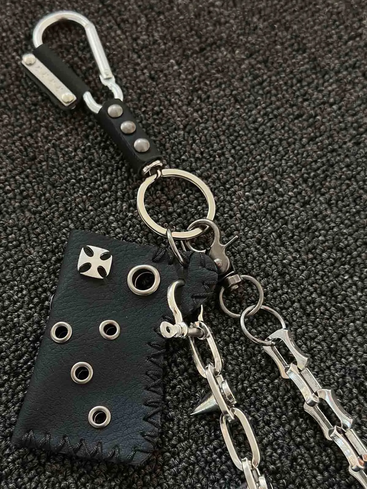 Cross Lighter Case Wallet Chain sold by Thesupermade product image thumbnail 3