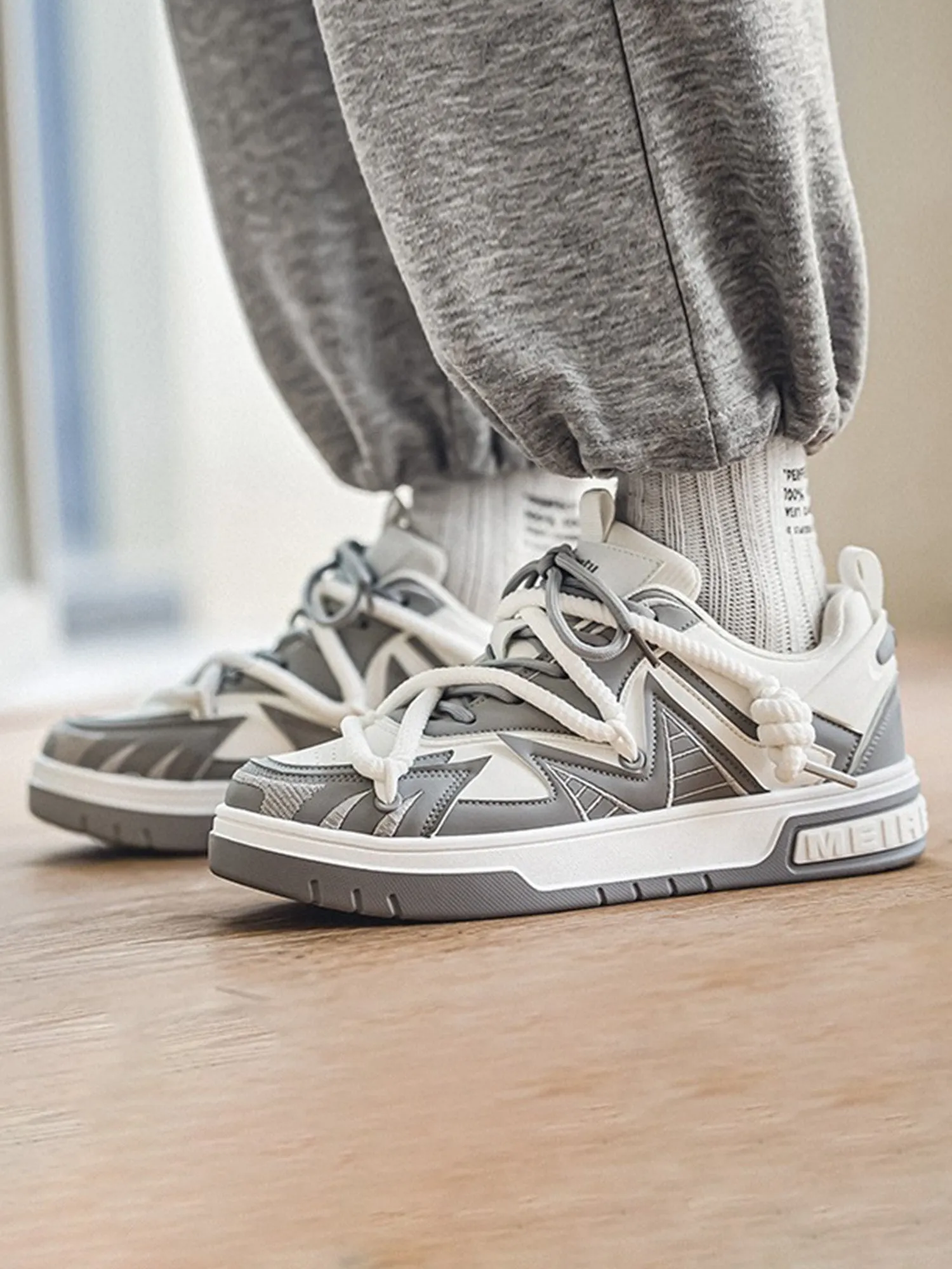 Double Lace Retro Hip-Hop Street Sneakers sold by Thesupermade product image thumbnail 4