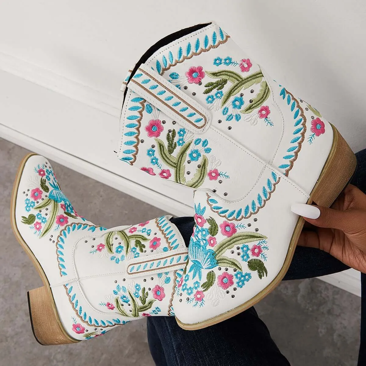 Retro Western Embroidery Ankle Cowgirl Boots Pull on Short Booties sold by Tinstree product image thumbnail 4