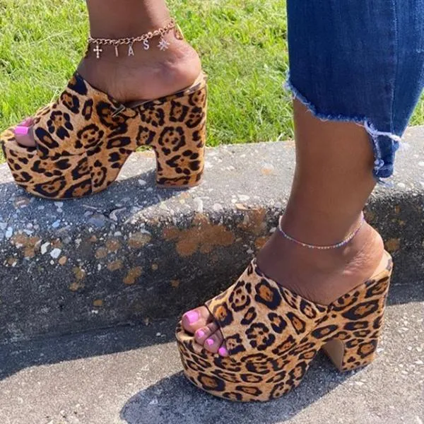 Waterproof Chunky Platform Sandals Thick Heel Slippers sold by Tinstree product image thumbnail 4