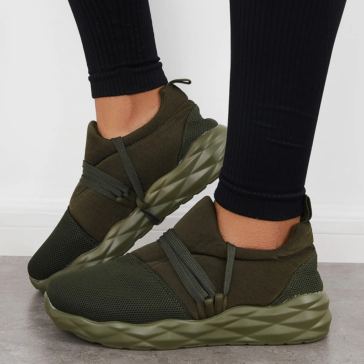 Casual Arch Support Sneakers Lightweight Running Walking Shoes sold by Tinstree