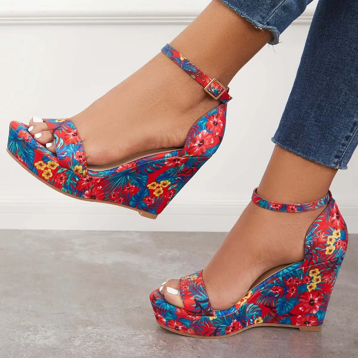 Printed Floral Style Platform Wedges Ankle Strap Sandals sold by Tinstree product image thumbnail 3