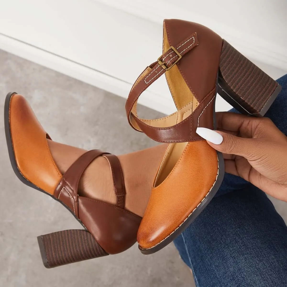 Vintage Color Block Chunky Mid Heels Shoes sold by Tinstree product image thumbnail 4