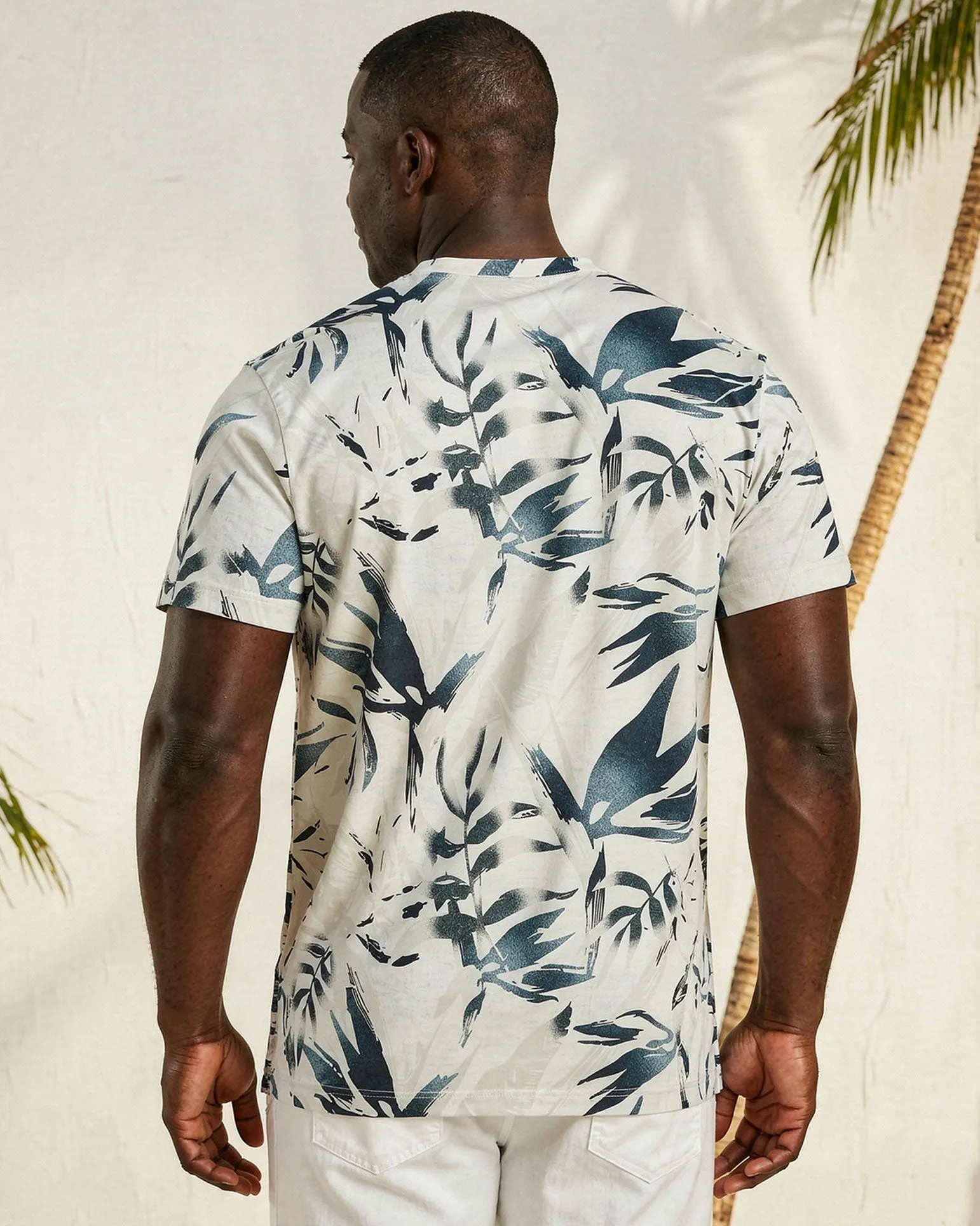 Big & Tall Men's Full-width Bamboo Hand-printed Short-sleeved T-shirt sold by Biggmans product image thumbnail 2