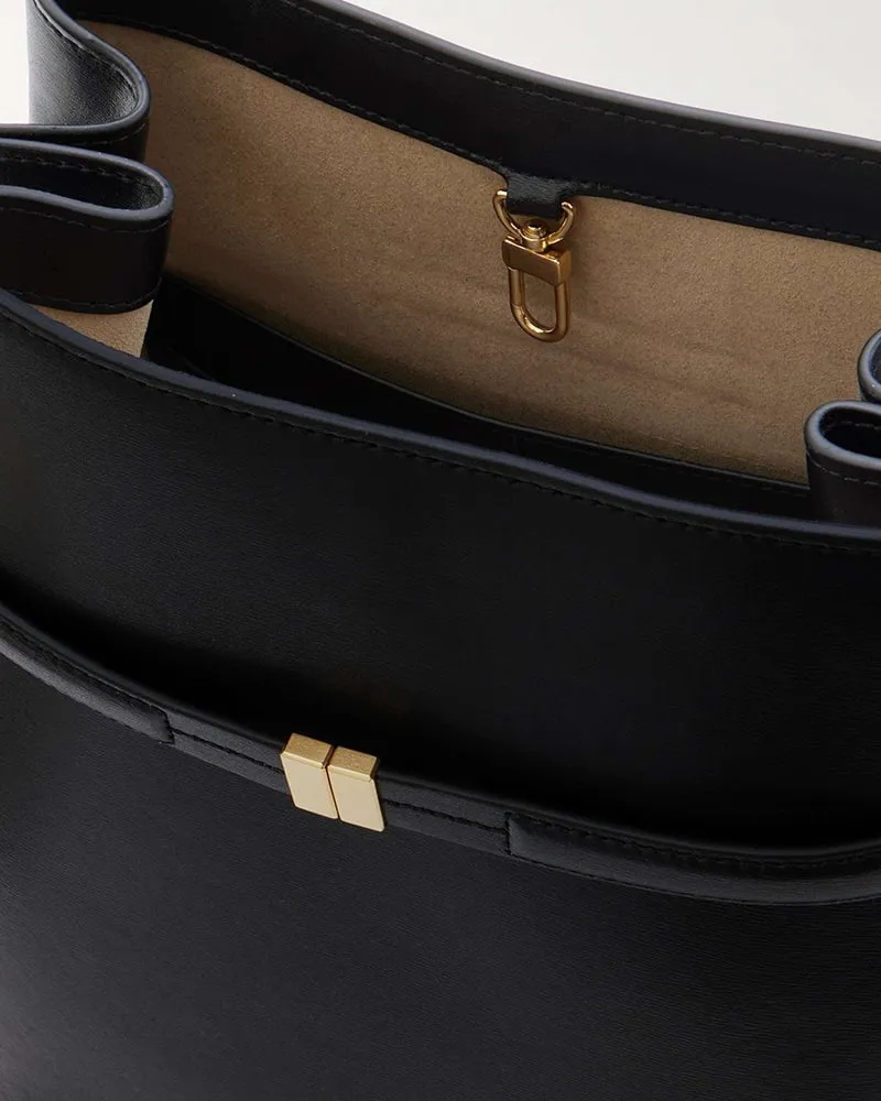 Black Leather Tote Structured Leather Shoulder Bag sold by Larosa product image thumbnail 5