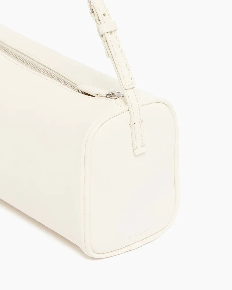 Vespera 90s White Leather Handle Bag sold by Larosa product image thumbnail 3