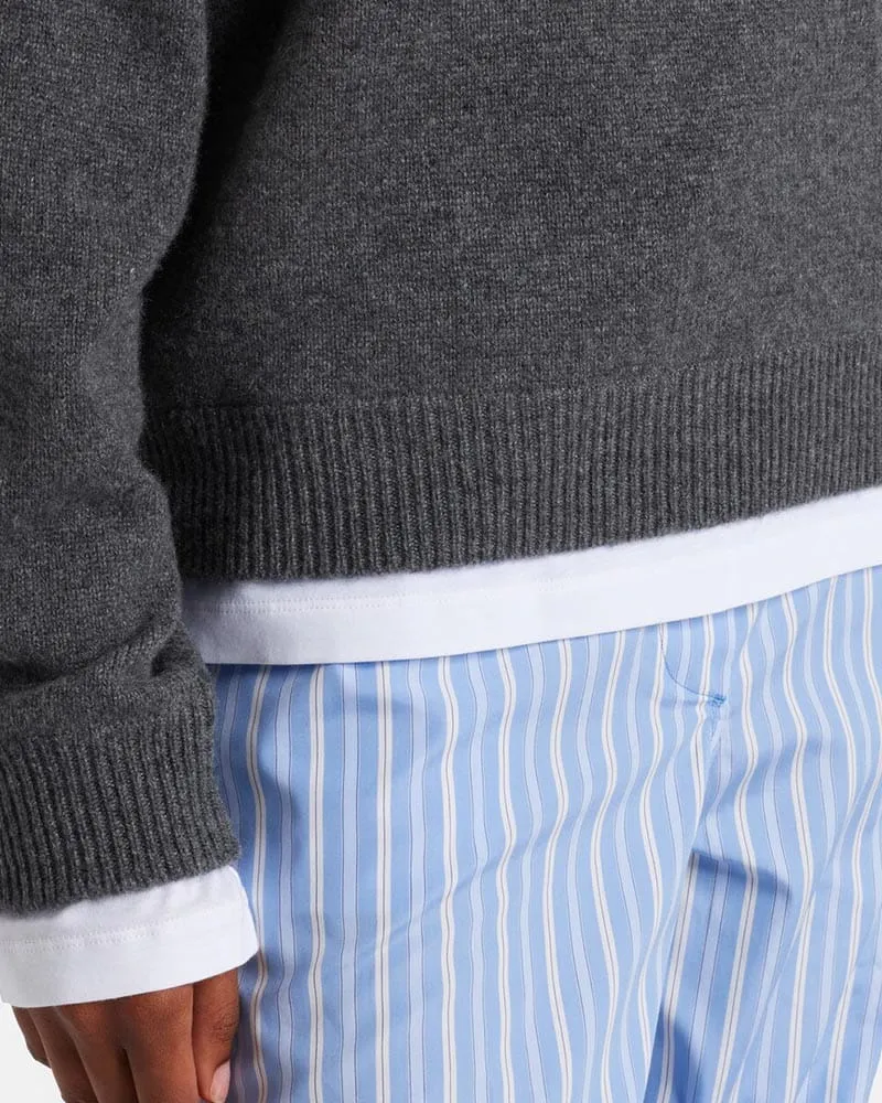 Layered Grey Cashmere Sweater for Modern Ivy League Aesthetics sold by Larosa product image thumbnail 3