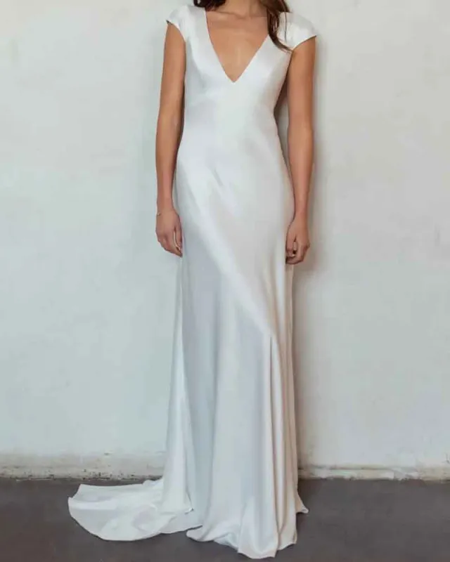 (Pre-sale)Women's Evening Sophisticated Empire Waist Satin Gown made by Larosa