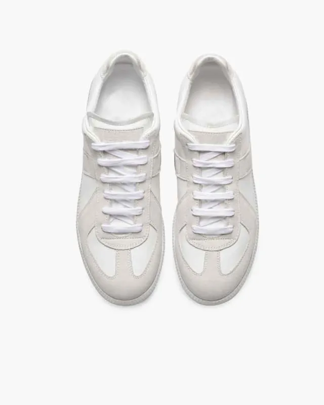 Everyday low-top leather street sneakers made by Larosa