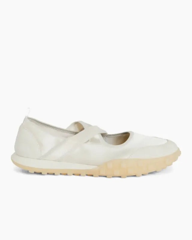 (Pre-sale) Women's Everyday Cross-Strap Flats made by Larosa