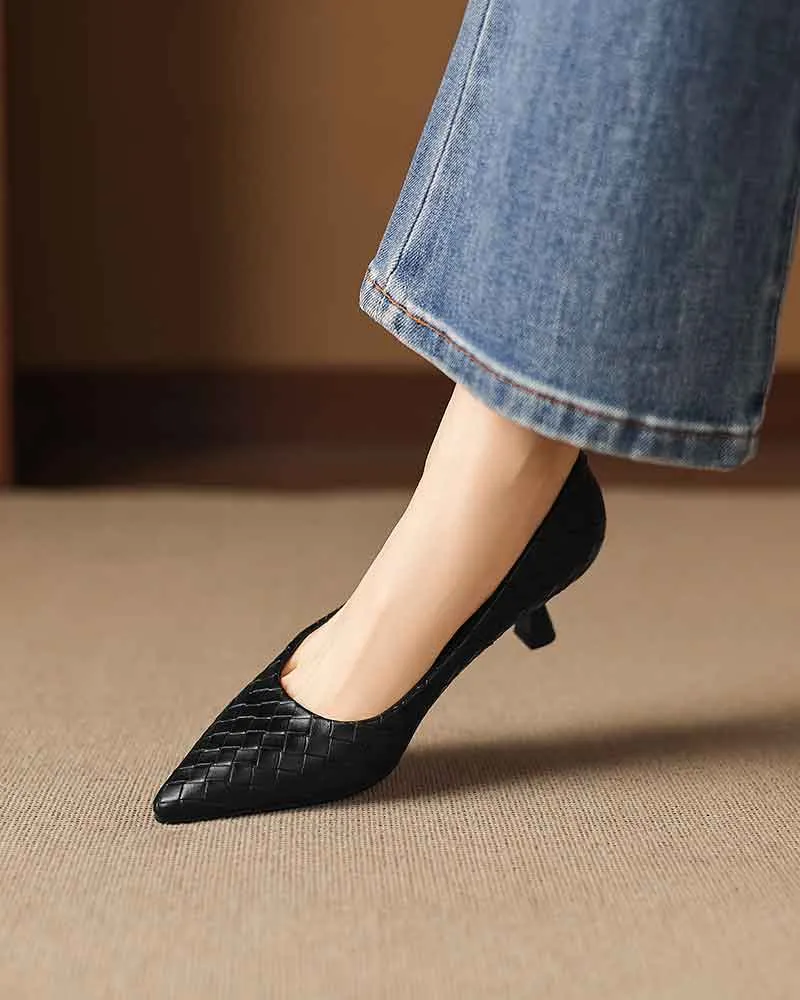 Refined Woven-Pattern Pointed-Toe Mid-Heel Pumps sold by Larosa product image thumbnail 4