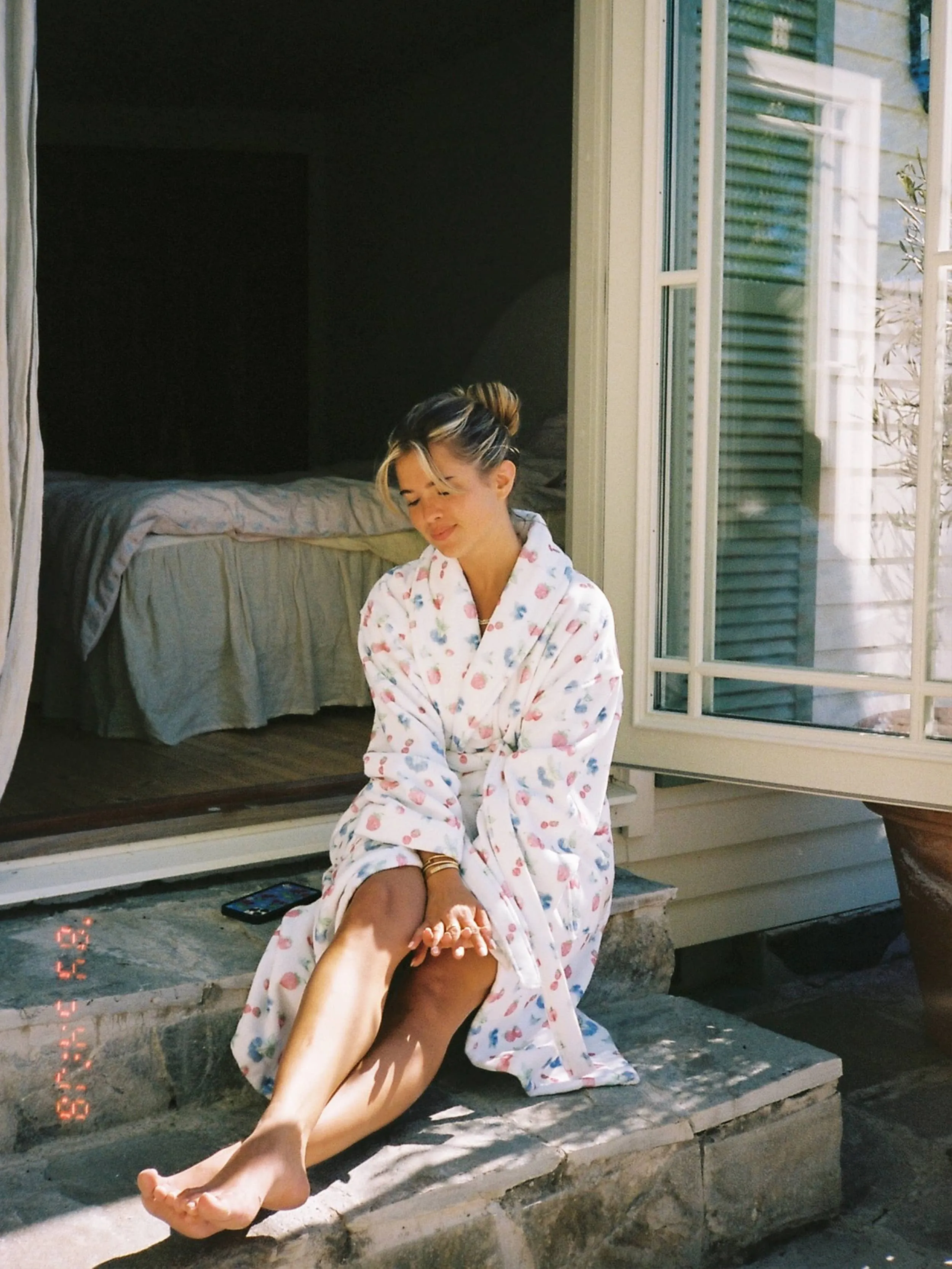 Robe Summer Berries sold by djerf avenue product image thumbnail 2